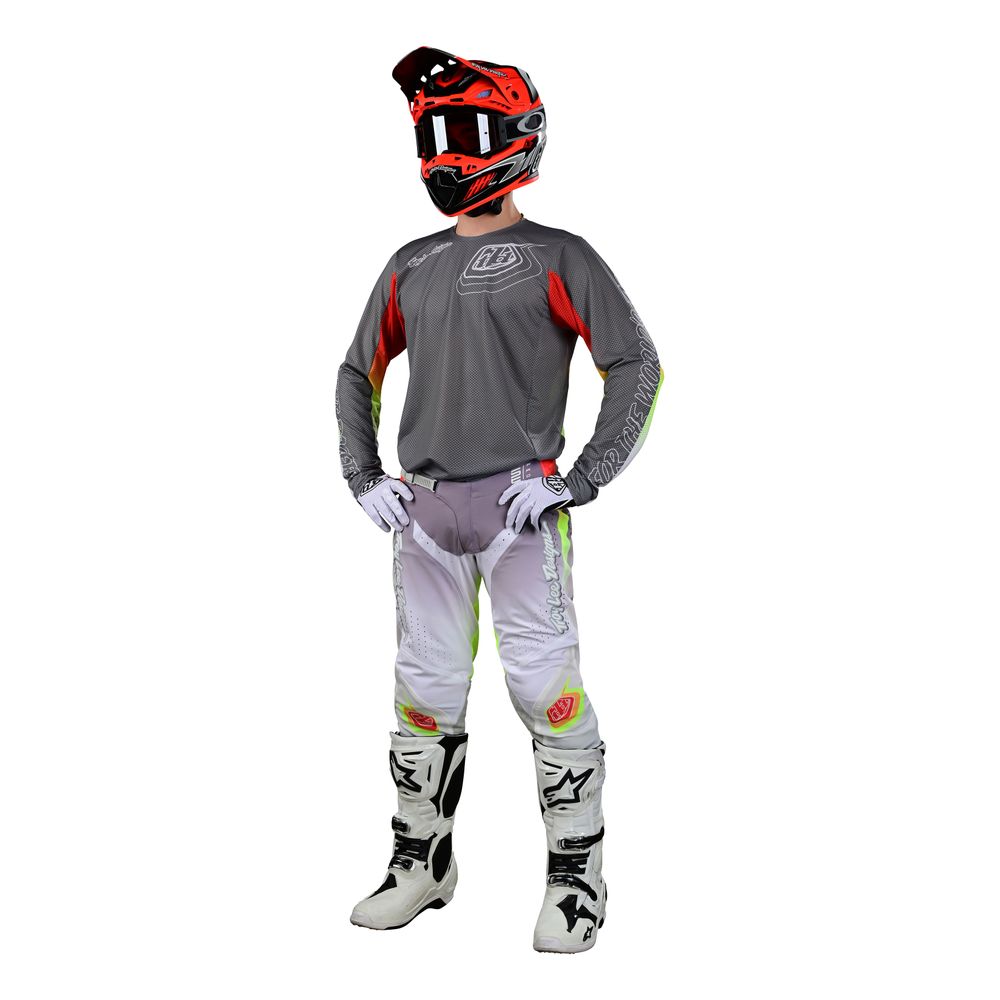 SE Pro Pants