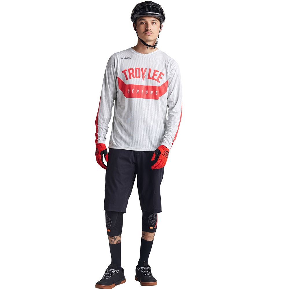 TLD_B24D1_SKYLINE_LS_JERSEY_AIRCORE