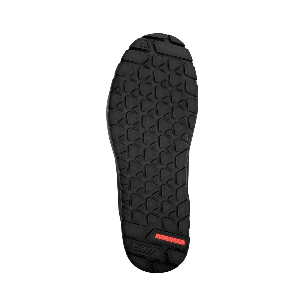 Scarpe MTB 7.0 HydraDri Flat impermeabili e con alta tenuta in qualsiasi condizione cliamatica Leatt