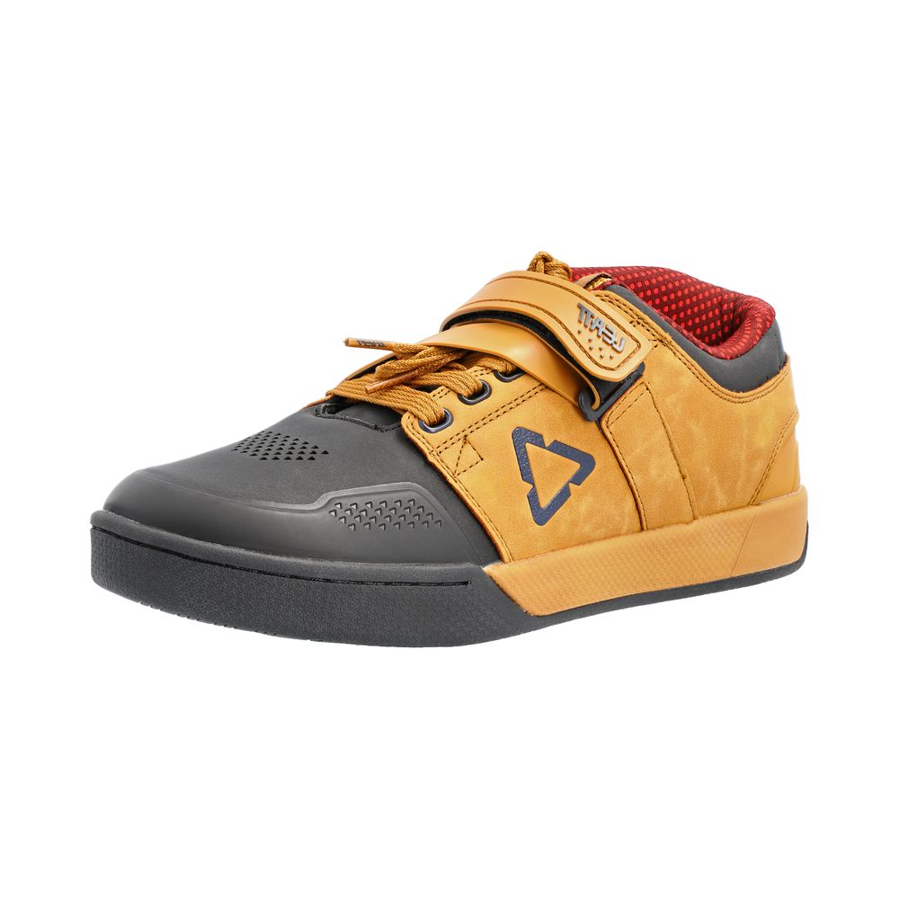4.0 Clip Shoes