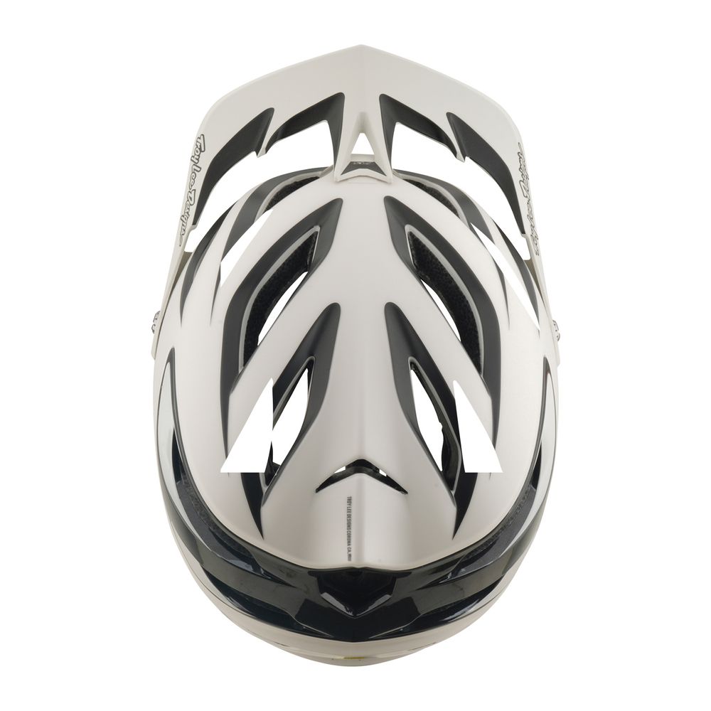 Casco A3