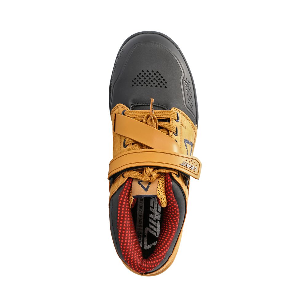 4.0 Clip Shoes