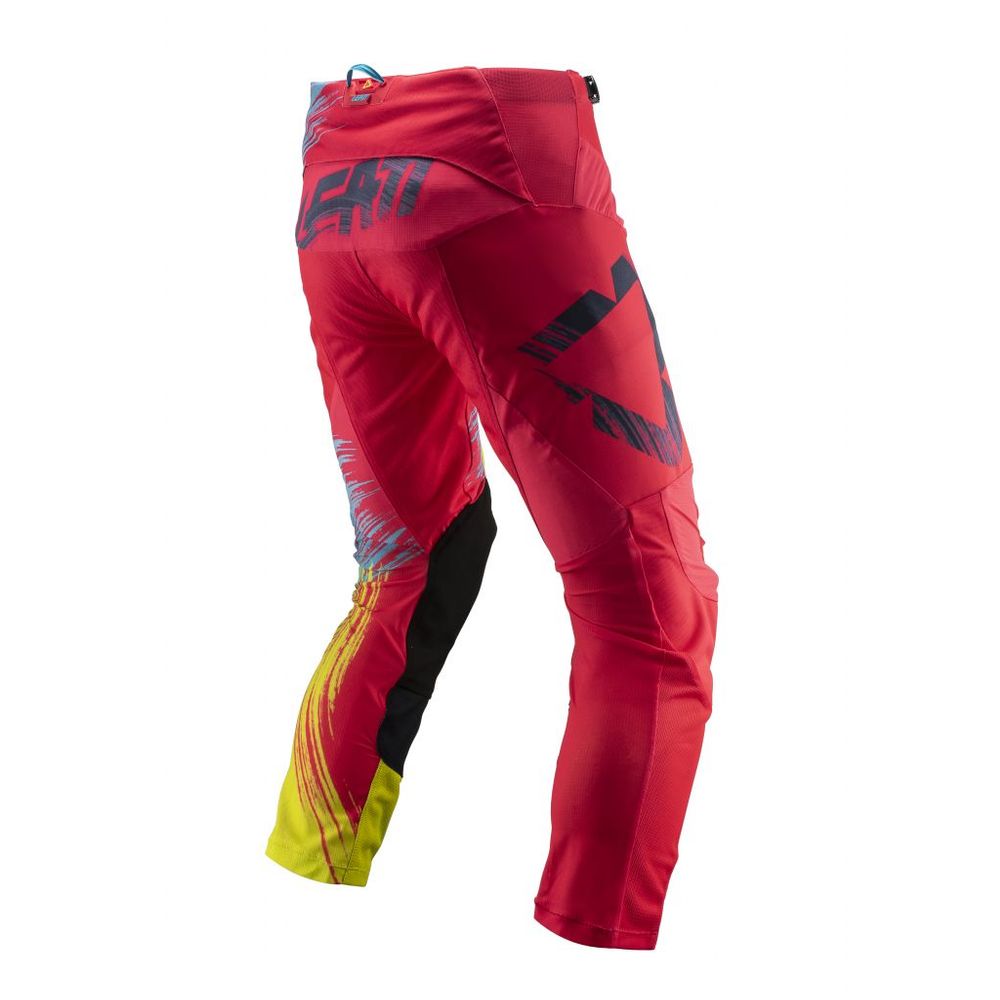 Pantaloni off-road precurvati ad alte prestazioni