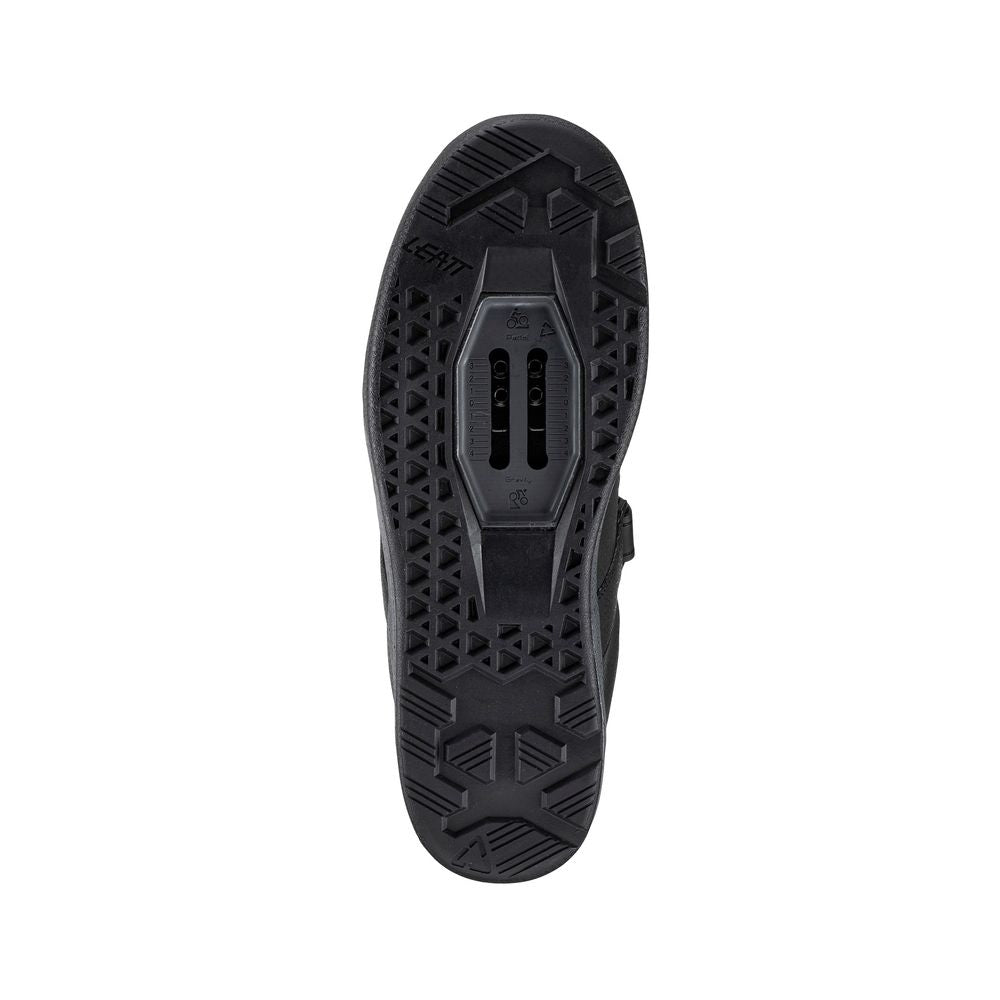 Chaussures à crampons 4.0