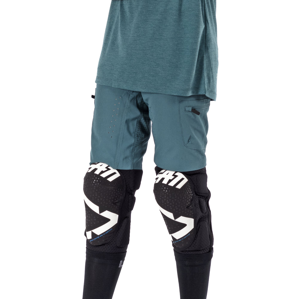 MTB Shorts ALLMTN 2.0 comfortable and waterproof Junior - Grafite Offroad
