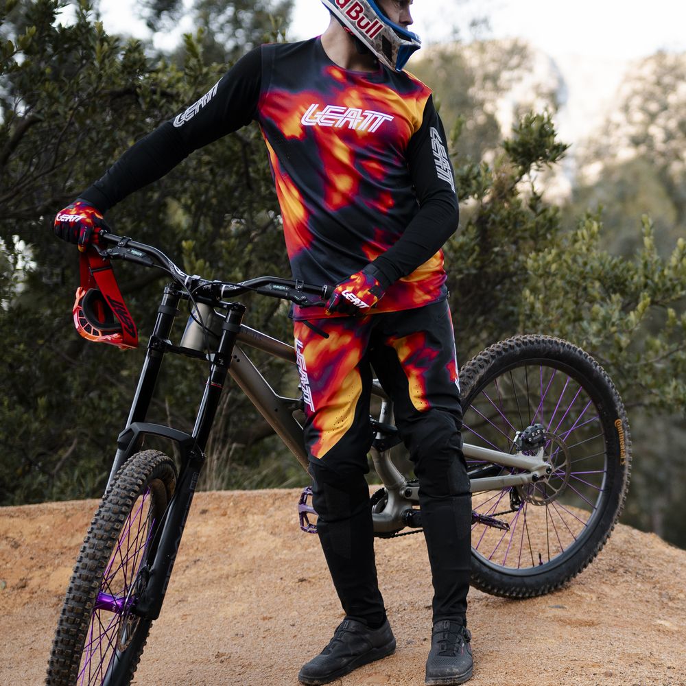 Pantaloni MTB Gravity 8.0