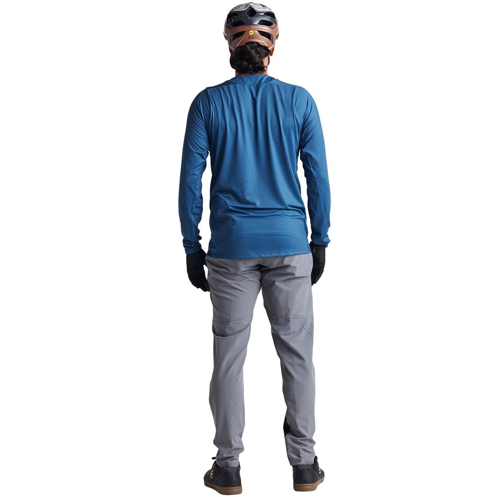 TLD_B24D1_SKYLINE_LS_JERSEY_ICONI