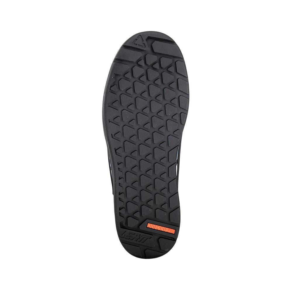 MTB Shoes 3.0 Pro Flat perfect for Enduro with smart lacing system - Grafite Offroad