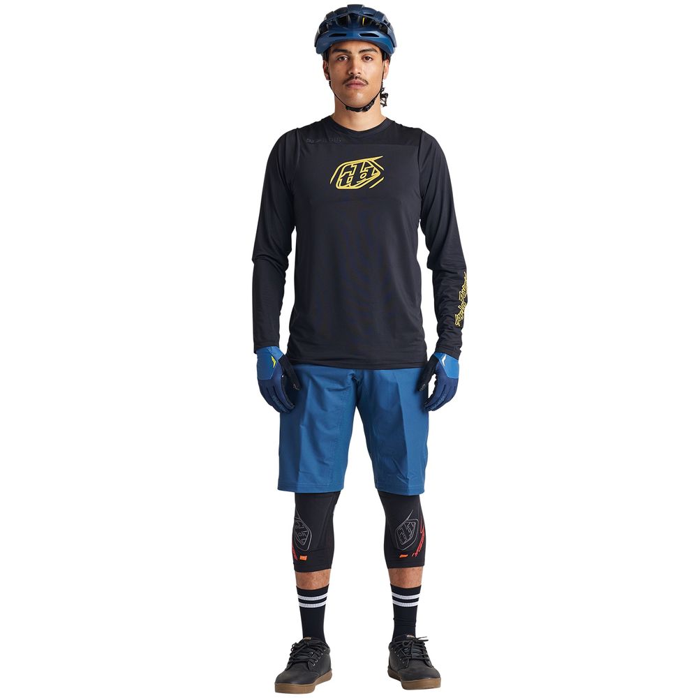 TLD_B24D1_SKYLINE_LS_JERSEY_ICONIC
