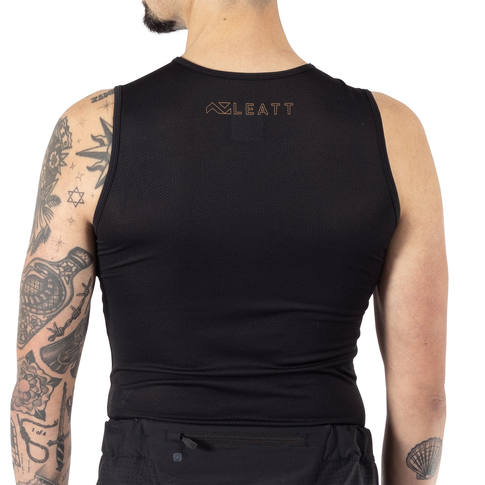 CamisetaSinMangasBásica