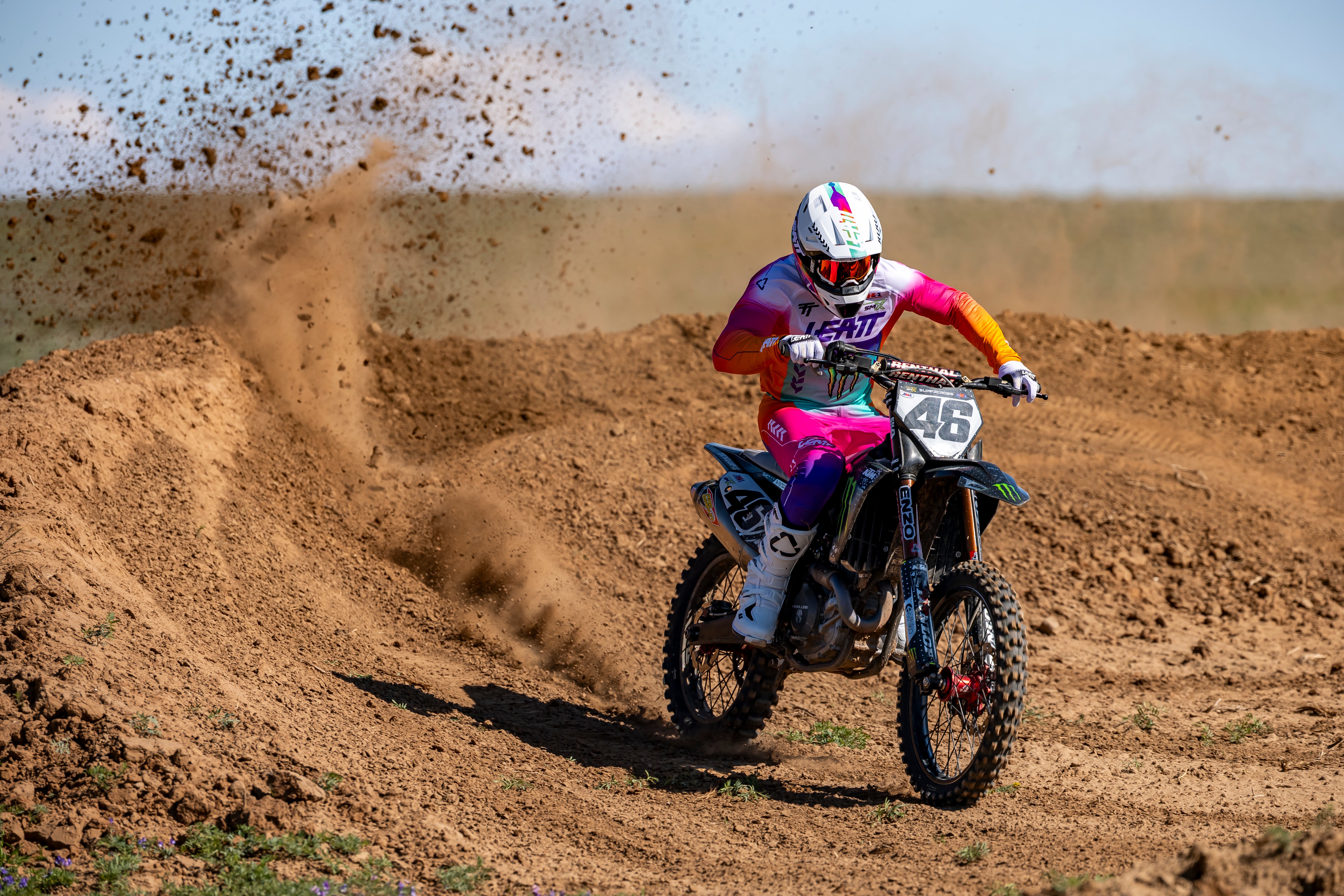 Grafite Offroad: Gear, Apparel and Parts