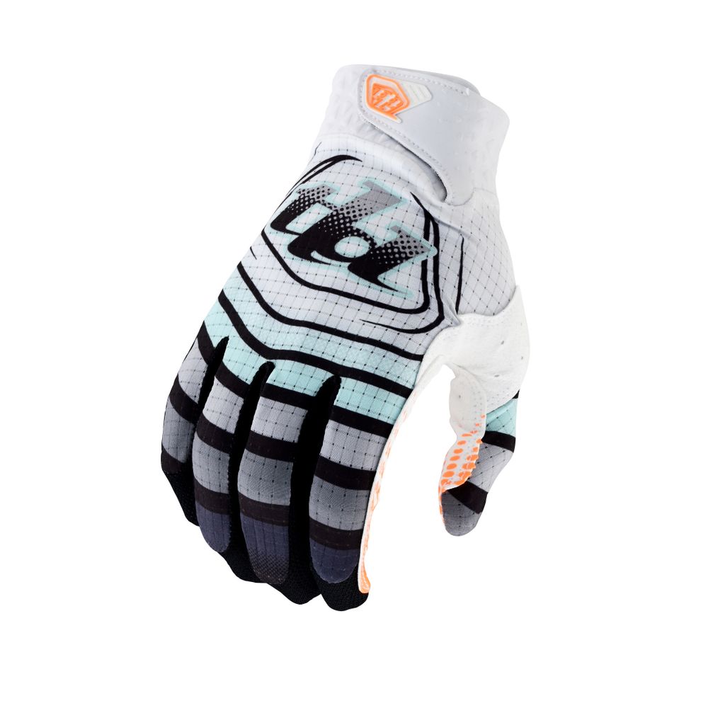 TLD_M24D1_AIR_GLOVE_WAVEZ_BLCHDAQ