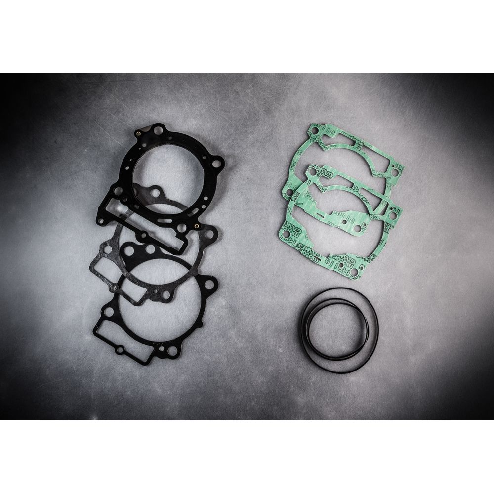 Race Gasket Kit: Gasket kit with Cylinder Head Gasket and 2 Cylinder Base Gaskets