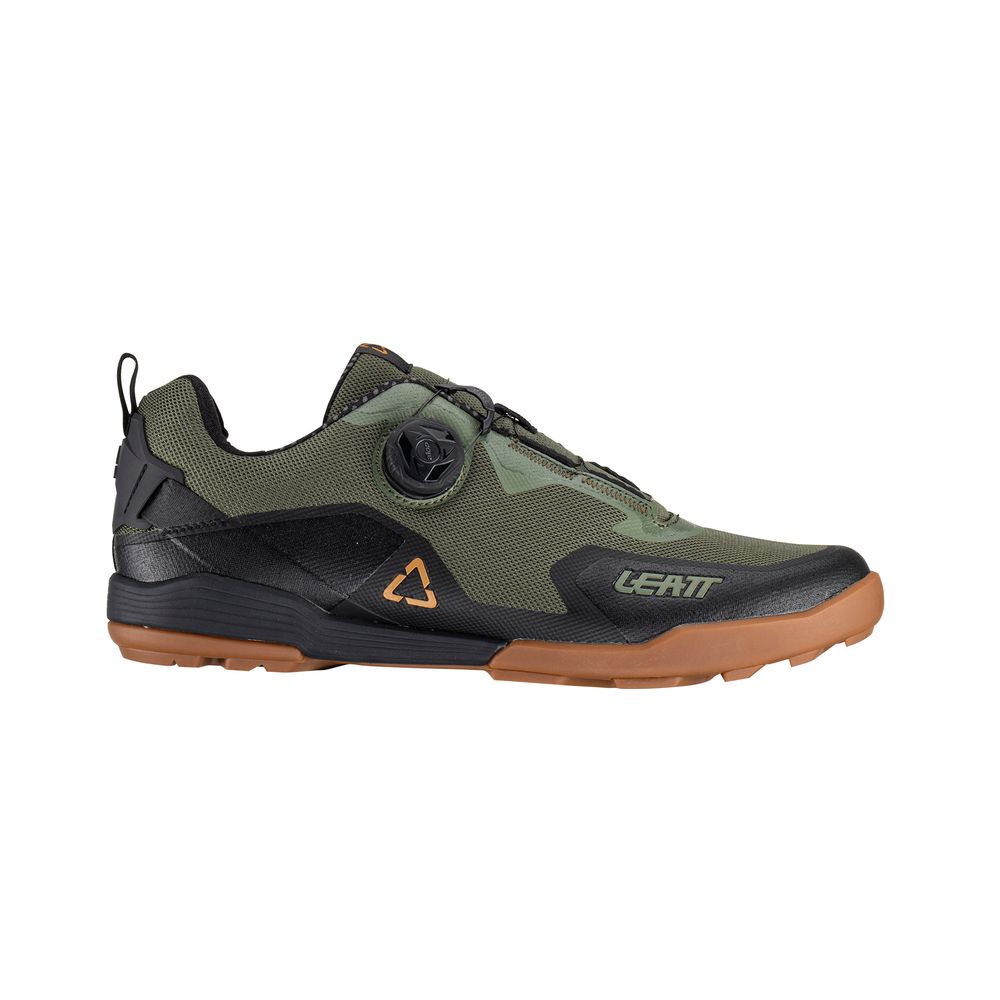 6.0 Clip Shoes