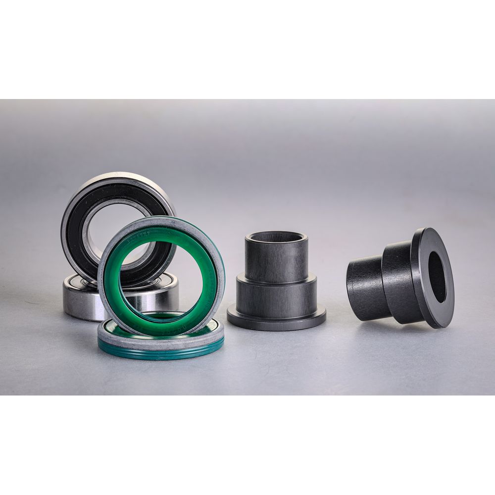 Rear Wheel Seals, Spacers and Bearings Kit
