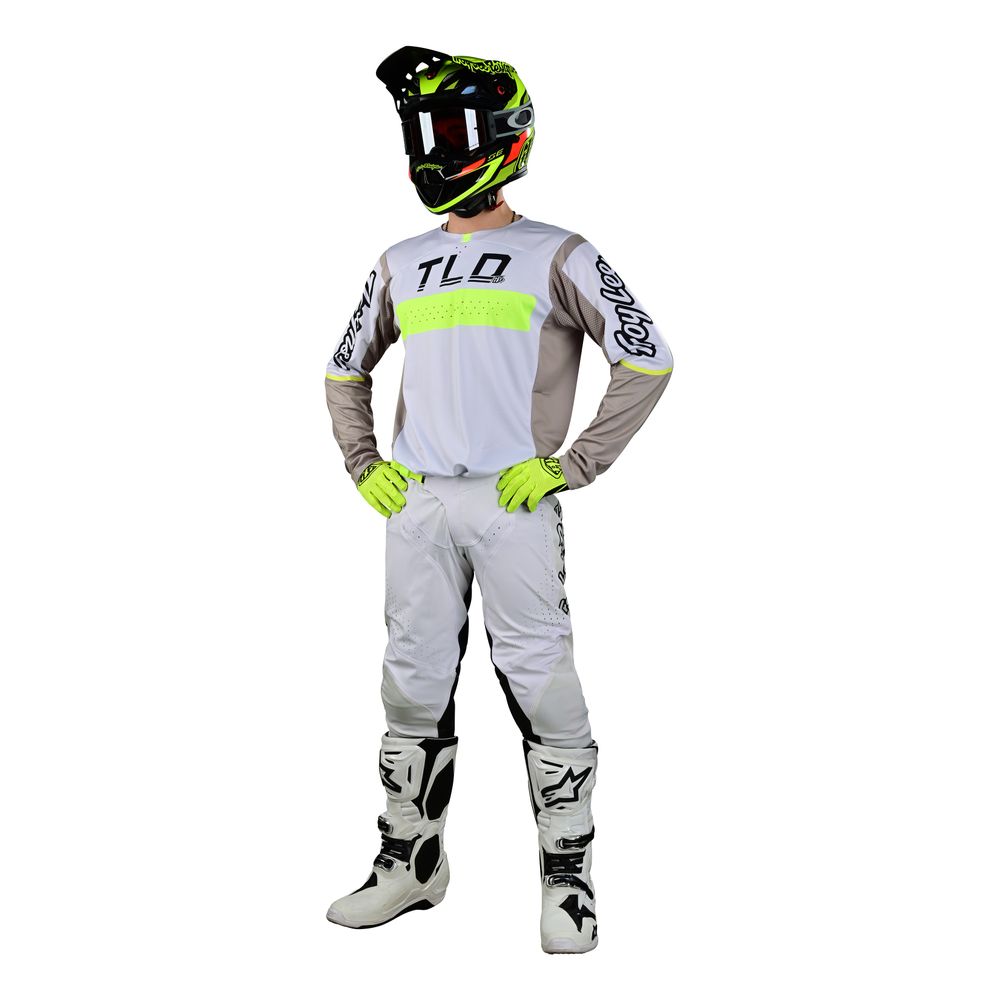 Motorbike pants SE PRO SOLO snug fit and lightweight Troy Lee Designs