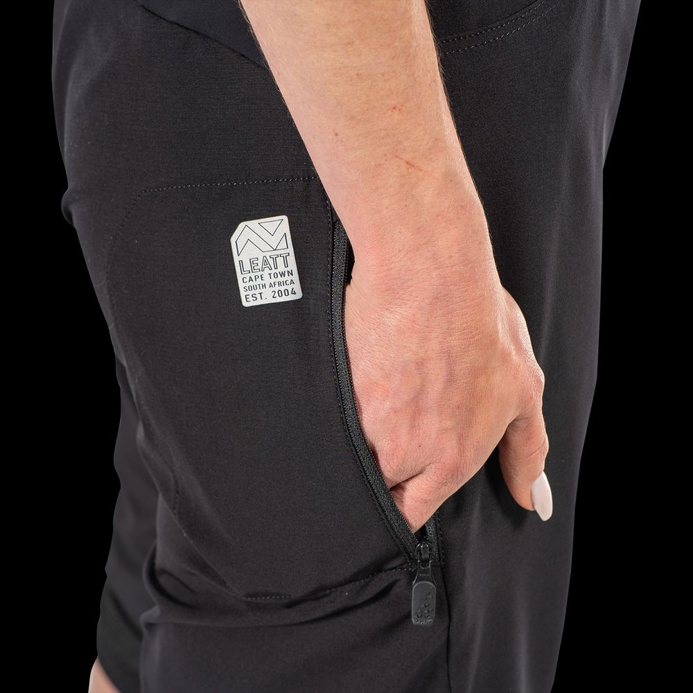 MTB Shorts Trail 2.0 super leightweight and robust for woman