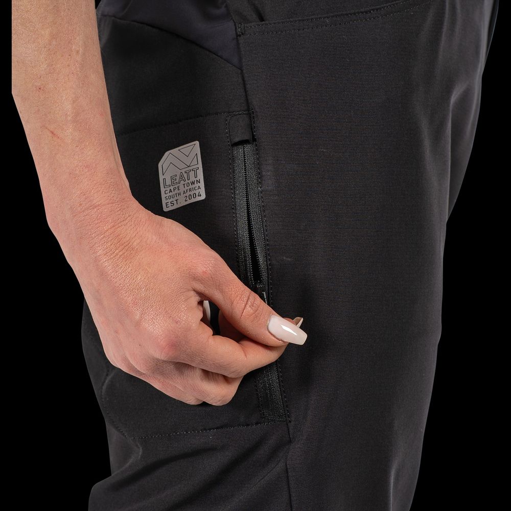 MTB Shorts Trail 2.0 super leightweight and robust for woman