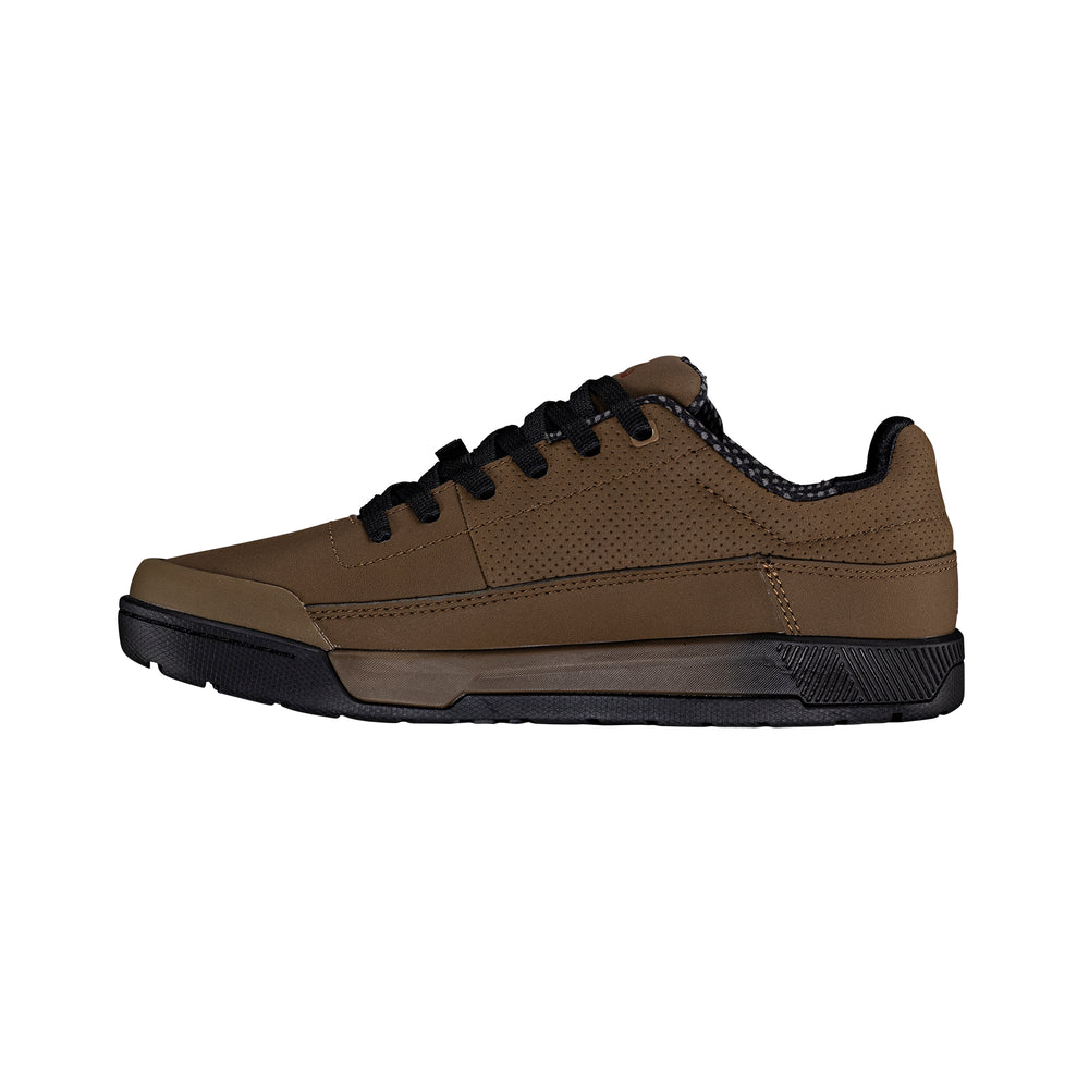 2.0 Flat Shoes
