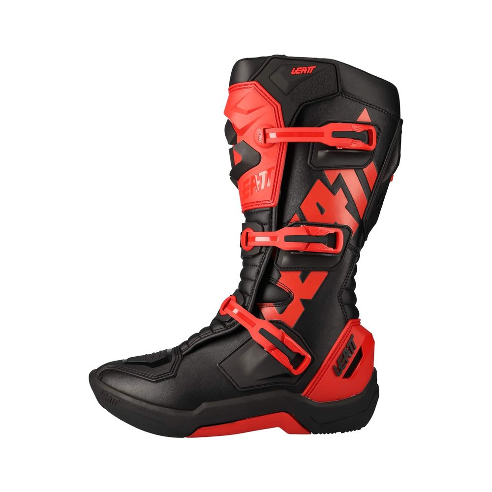 Safe and comfortable 3.5 motocross boots with ventilated mesh lining - Grafite Offroad